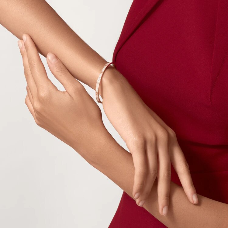 Pulsera LOVE 💝 empedrada en 2 líneas